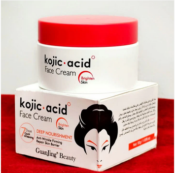 Anti-âge naturel, anti-taches puissant – la crème à l’acide kojique que votre visage attendait